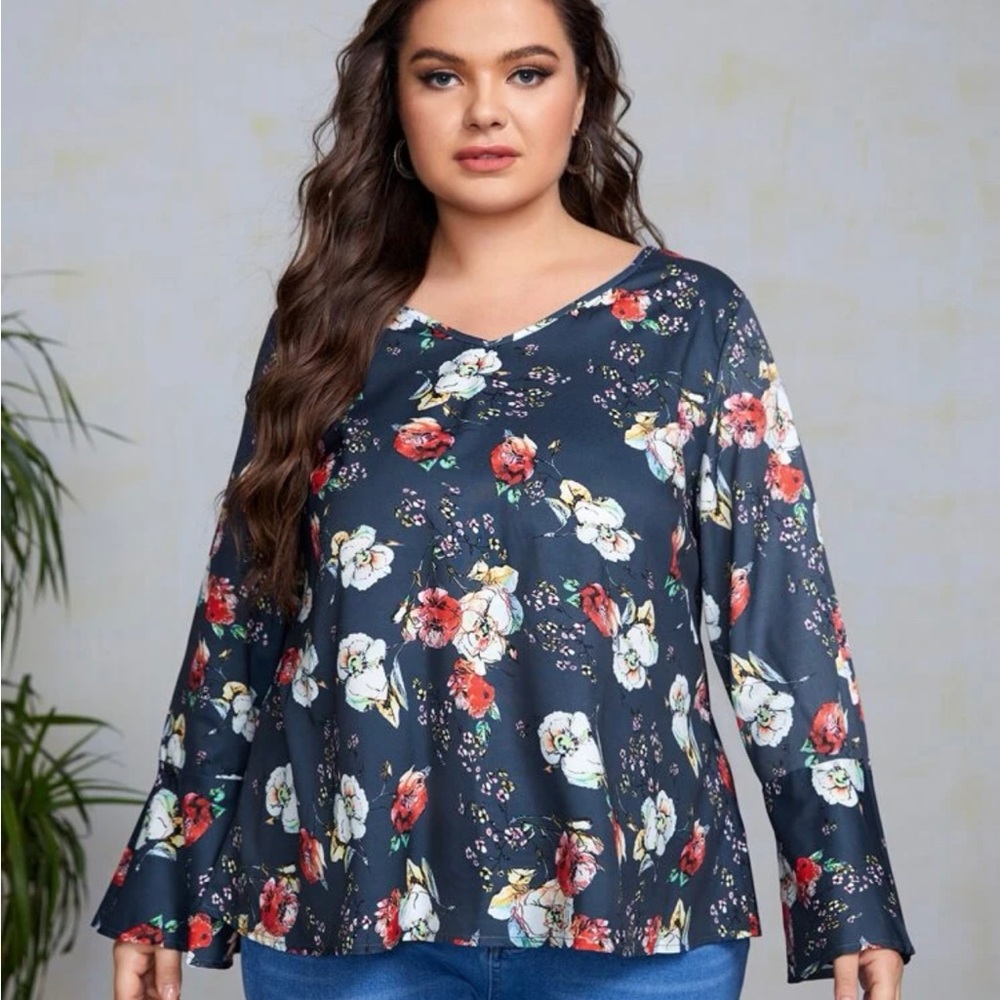 SHEIN Emery Rose Plus Navy Blue Floral Print Flounce Sleeve Long Sleeve Blouse